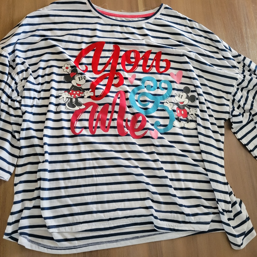 Disney parks womens quarter length sleeve shirts size xl. Brand new